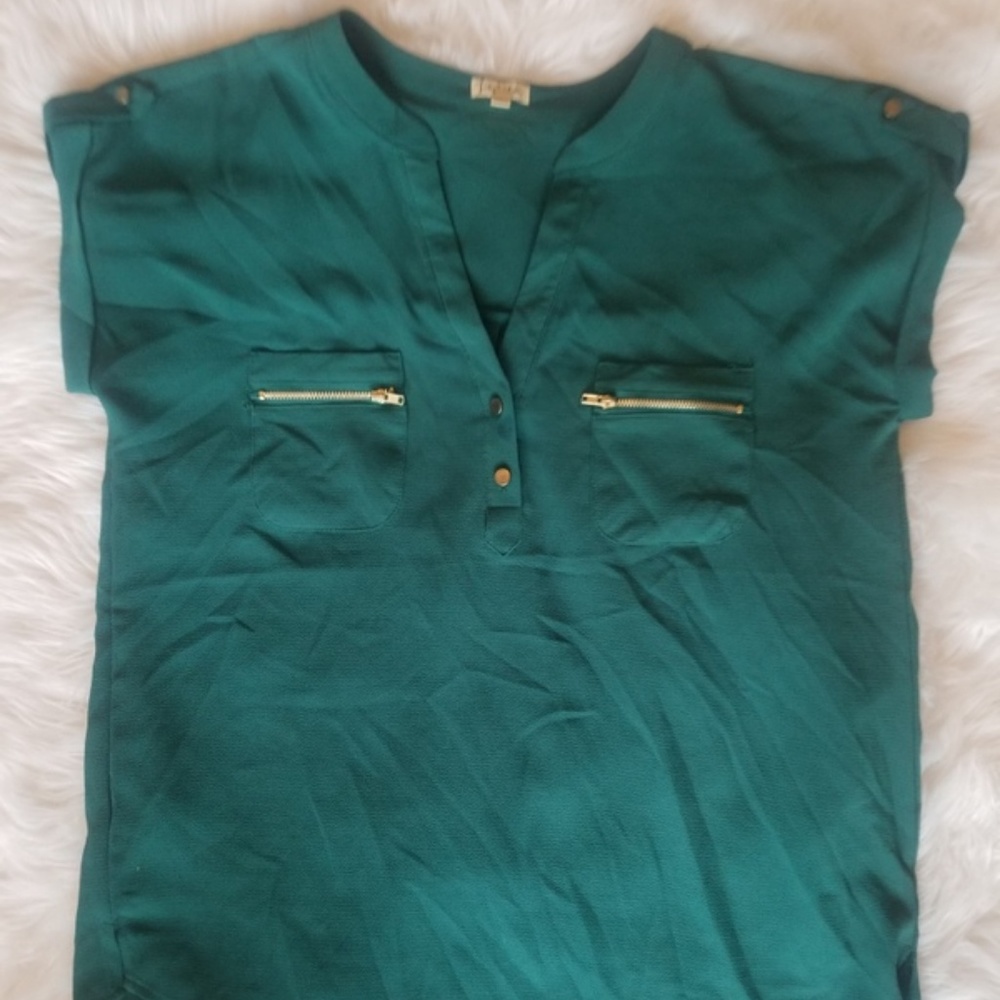 !EVERYTHING GOES! Lilly White Zippered Blouse